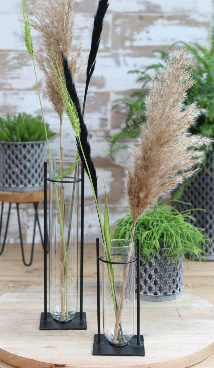 Vase cylindrique dans un support métallique de 17,5 cm de haut (4 pièces)