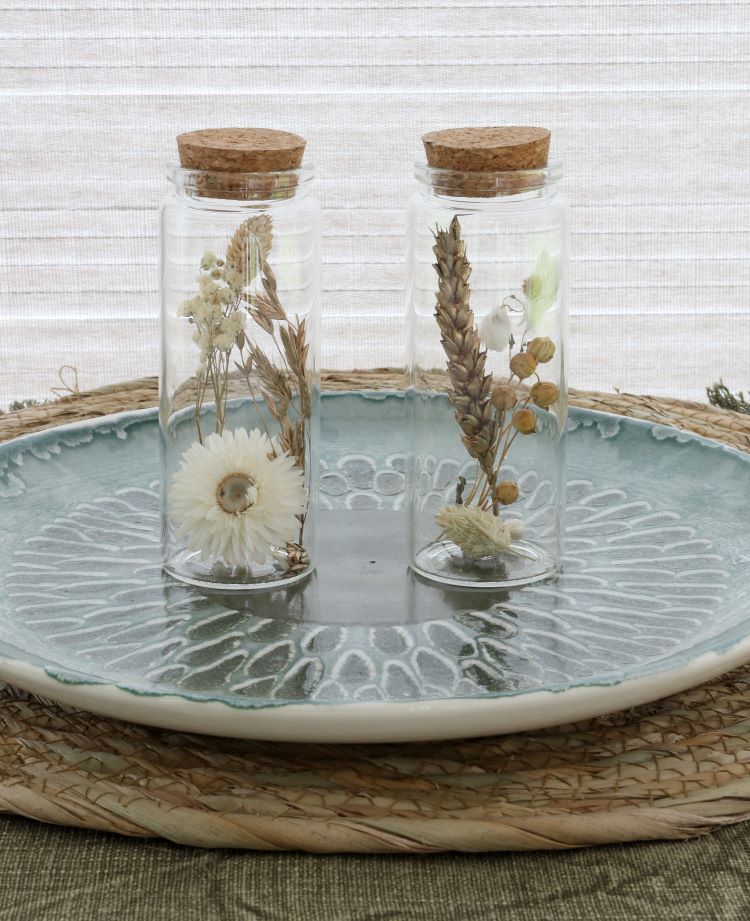 Glass tube with several dried flowers natural 12.5cm high - Packlinq