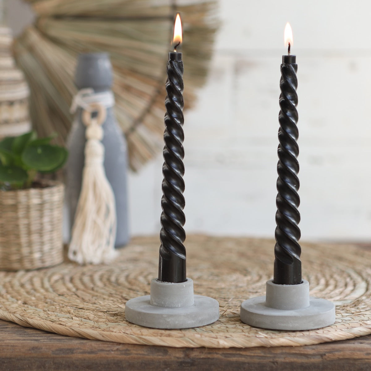 Bougies torsadées noires 19 cm de haut - 4 pièces