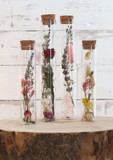 Glass tube with 2 different dried flowers Ø3cm - Packlinq